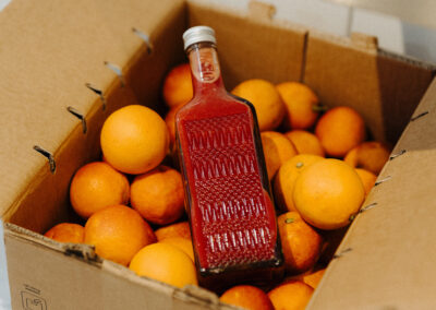 Frischer Blutorangensaft auf Bio-Blutorangen direkt vom Bauern aus Spanien